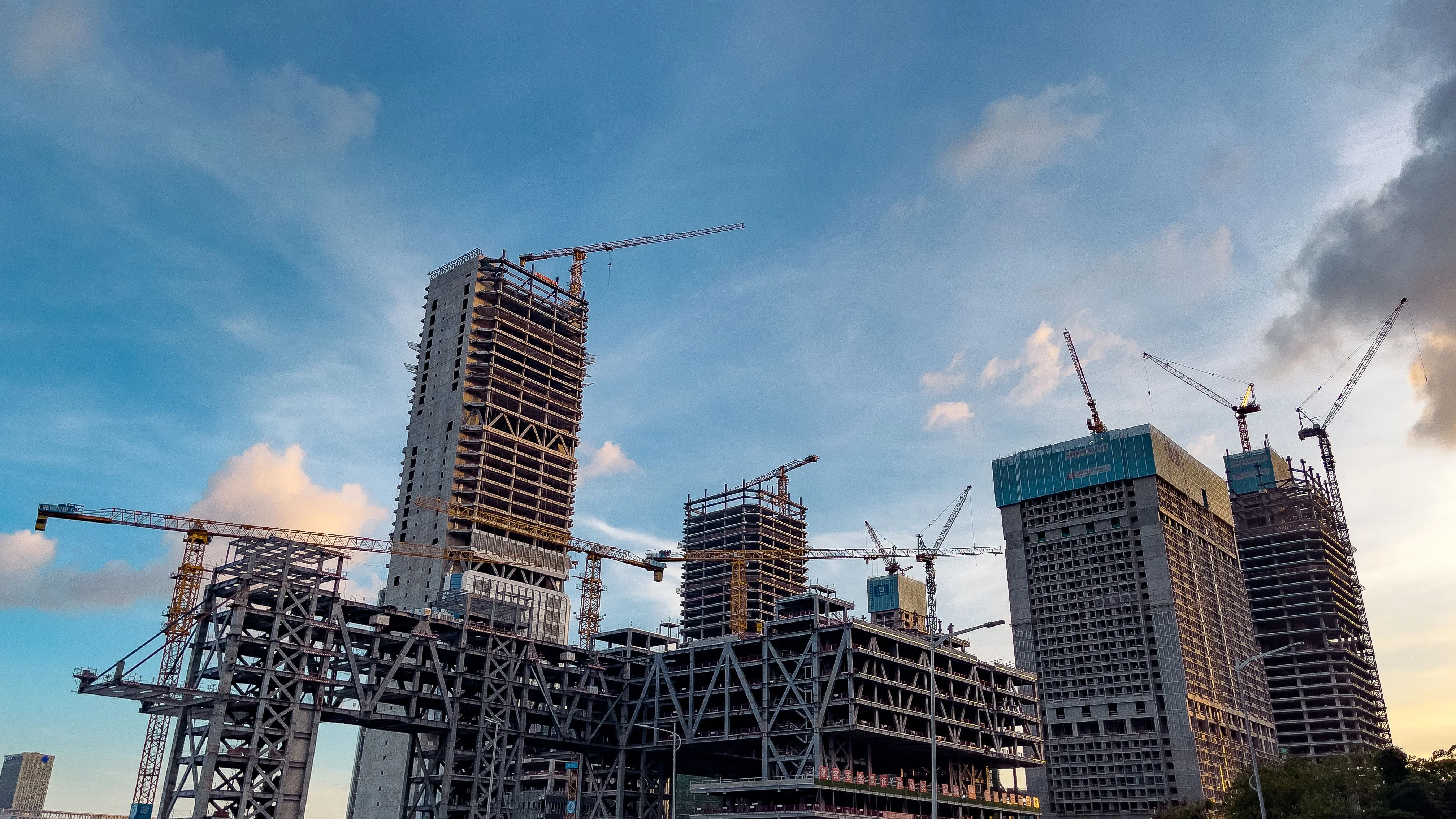 Labour and Material Payment Bonds: Protecting Subcontractors and Suppliers